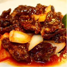 Sliced Crispy Beef in Sweet & Chilli Sauce